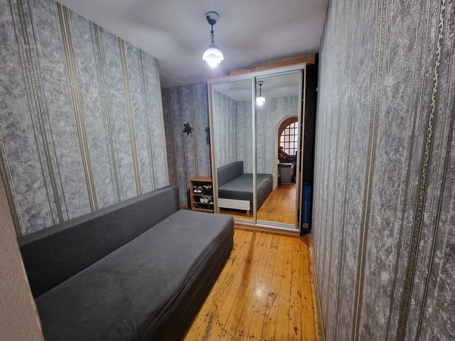 3rd apartment for sale in Aleksandrovsky district
