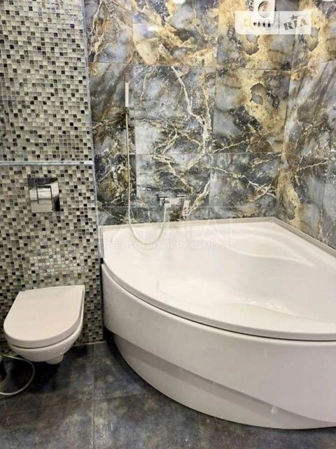 Sale of 3-room apartment 110 sq. m on Ivan Mykolaychuk Street • ID