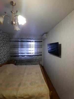 Two-room apartment for sale on Kadenyuka Street, New Houses