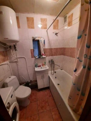 Two-room apartment for sale on Kadenyuka Street, New Houses