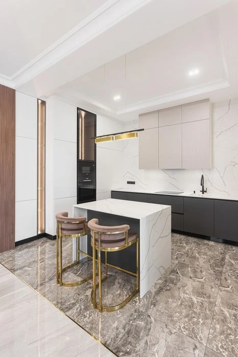 Продажа ДОМА в Совиньоне, 300м², 7.5 соток