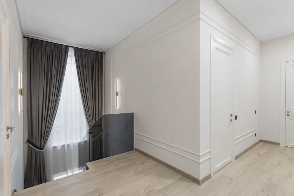 Продажа ДОМА в Совиньоне, 300м², 7.5 соток