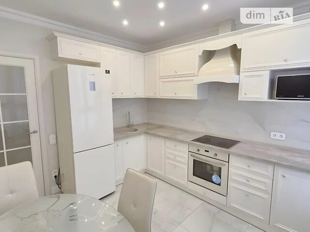 Sale of 1-room apartment 50.4 sq. m on Beresteyskyi Avenue 5V • I