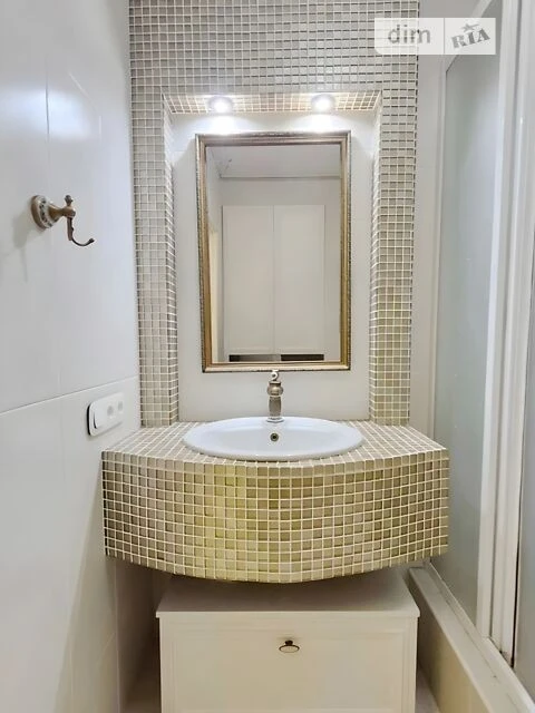 Продаж 1к квартири 50.4 кв. м на просп. Берестейський 5В • I