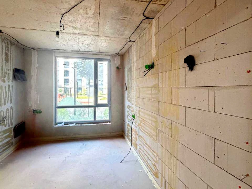 Apartment. Ivano-Frankivsk, Heroiv Mykolaiv St., (Building
