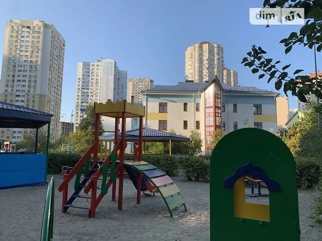 Продаж 1к квартири 60 кв. м на наб. Дніпровська 19А • ID 346