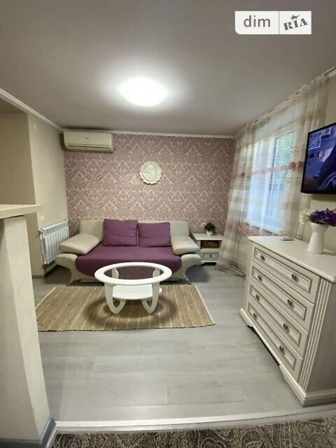 Sale of 1-room apartment 36 sq. m. on Ivan Vyhovskogo St. 24 • I
