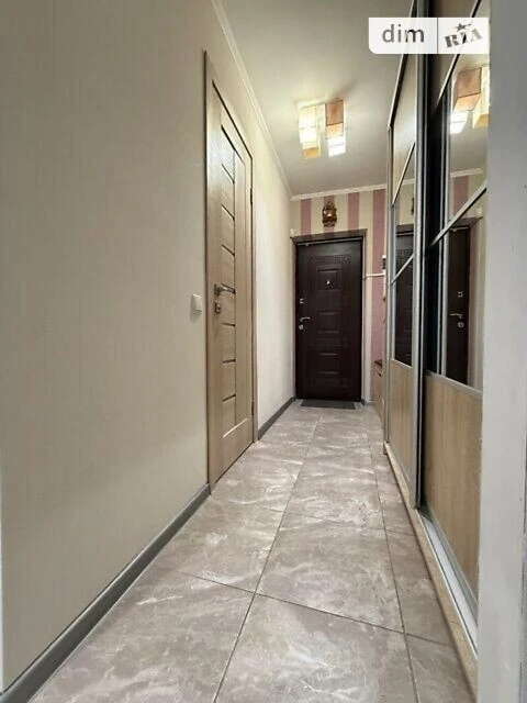 Sale of 1-room apartment 36 sq. m. on Ivan Vyhovskogo St. 24 • I