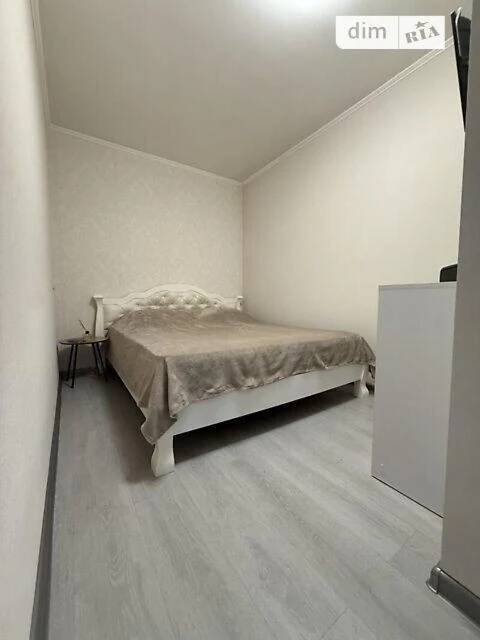 Sale of 1-room apartment 36 sq. m. on Ivan Vyhovskogo St. 24 • I