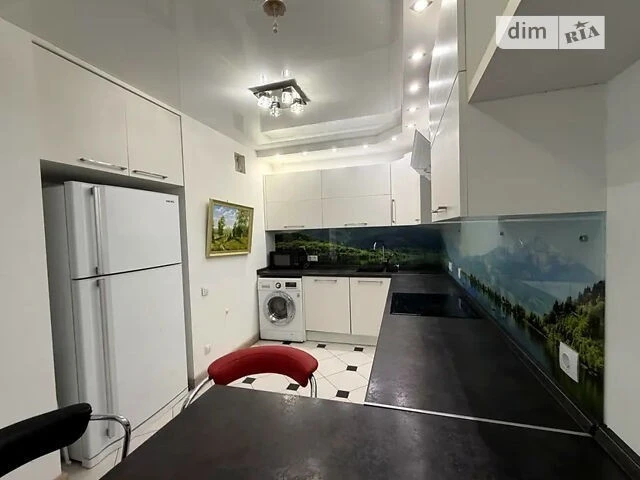 For sale 3 rooms, residential complex Sonyachna Brama Yulii Zdanovskaya 71B, Vist