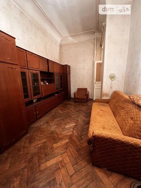 Sale of 2-room apartment 58 sq. m on Mykhaylo Omelyanovicha-Pavl st.