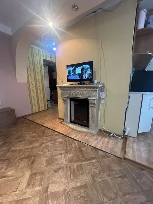 Продаж 3 кімнатноі квартири аінська