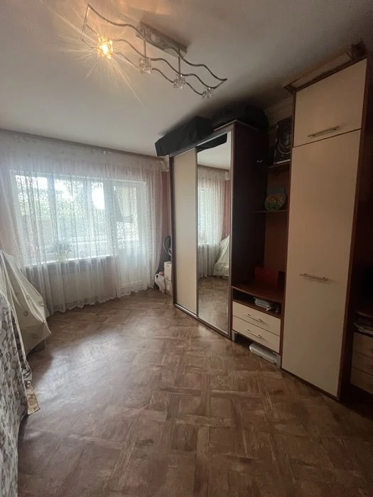 Продаж 3 кімнатноі квартири аінська