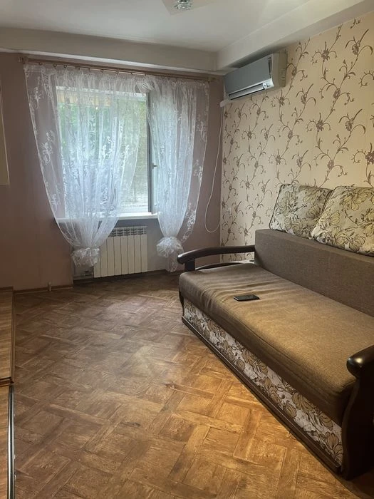 Продаж 3 кімнатноі квартири аінська