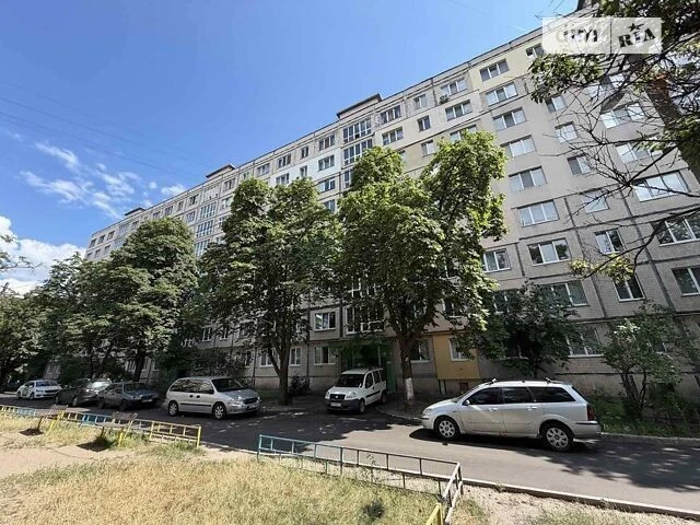 Sale of 2-room apartment 45 sq. m. on Kubanskaya Ukrainskaya St. 51 •