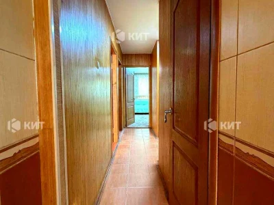 Apartment. Kharkiv, Traktorostudivnyky Ave.