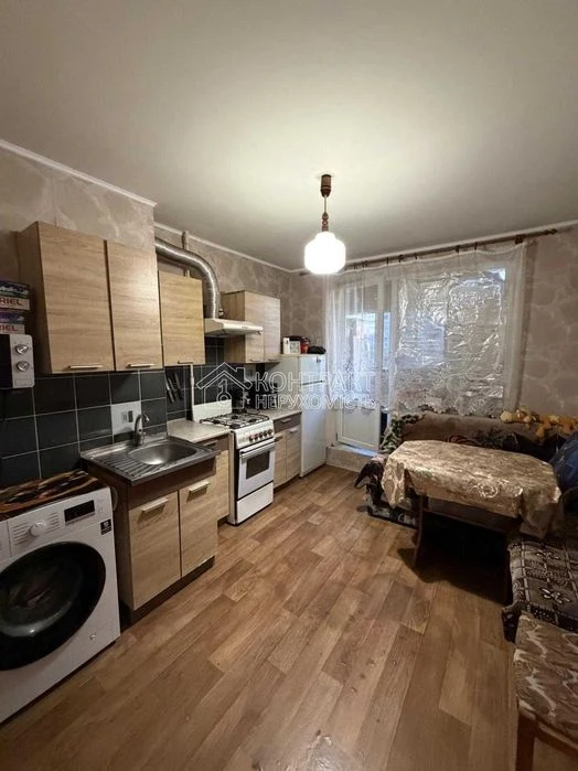 A great option for living or renting! 1-bedroom apartment in Poznan.