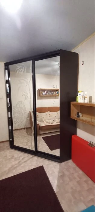 Продам 3 комнатную Чешку на Парусе