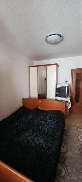 Продам 3 комнатную Чешку на Парусе