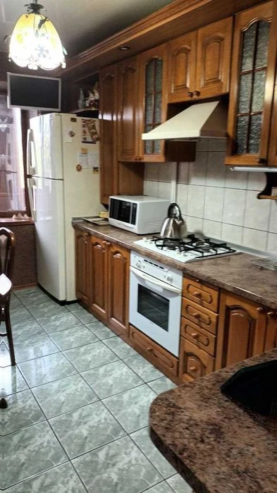 +I will sell 3 pcs. apartment in East Vostochnaya, USD 36,000.