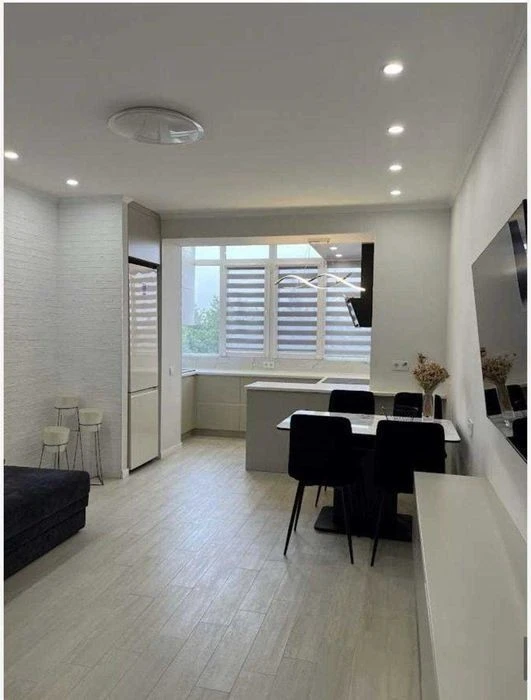 A spacious 2-room apartment for sale in the residential complex "Lisova Kazka"