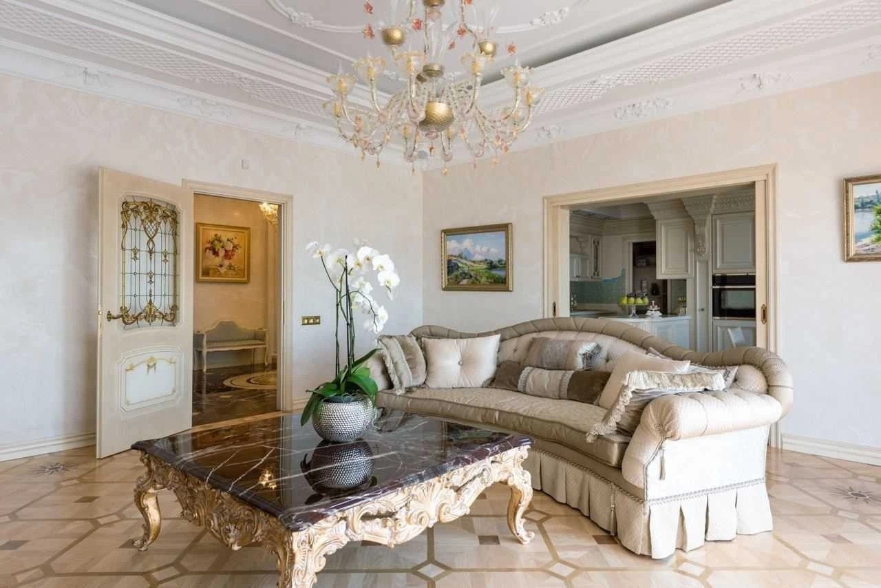 Продажа: 5-комнатная квартира 212 м², Крещатик ул., 27Б