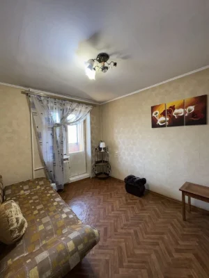 Программы! Трехкомнатная квартира рядом с Центром
