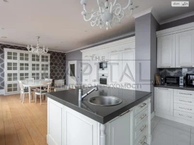 Apartment for sale in Lypka