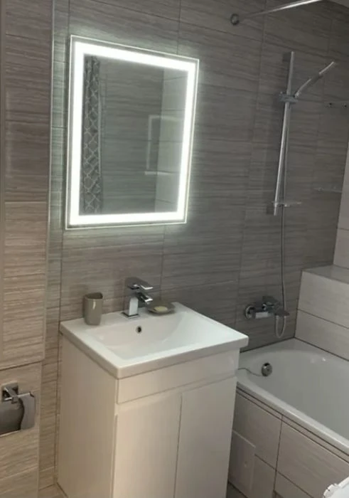LS13 Metro Peremoha sale of modern 1-room apartment, capital r