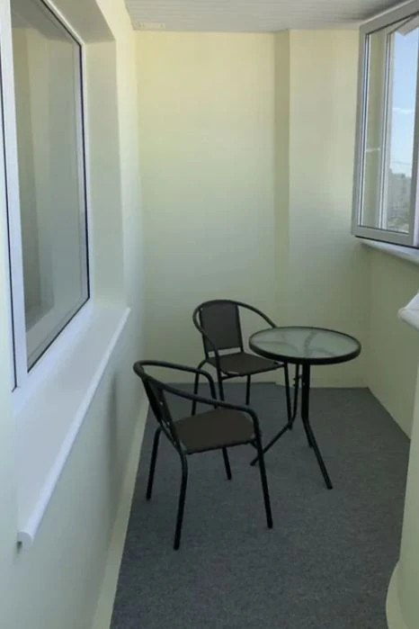 LS13 Metro Peremoha sale of modern 1-room apartment, capital r