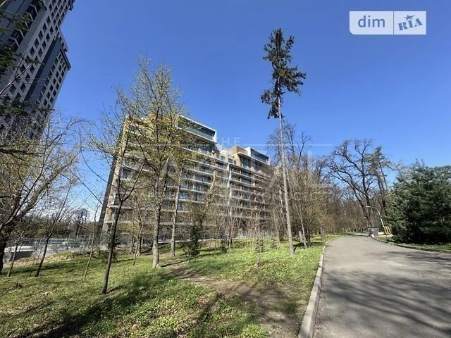 Sale of 3-room apartment 115 sq. m. on Beresteyskyi Avenue 42 • ID