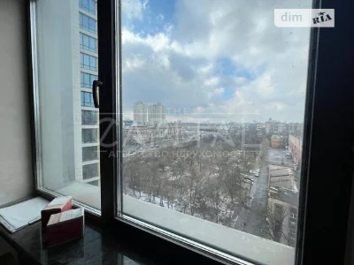 Sale of 3-room apartment 115 sq. m. on Beresteyskyi Avenue 42 • ID