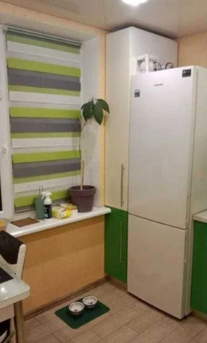 $17,000 1-room apartment, Industrial district