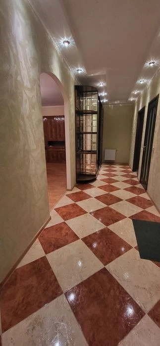 I will sell a 2-room apartment, st. Cadet grove