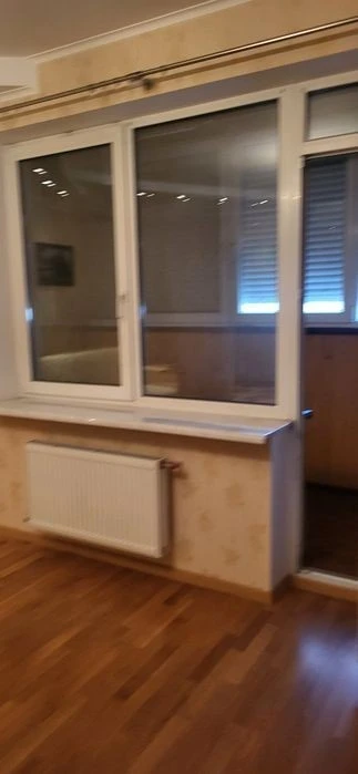 I will sell a 2-room apartment, st. Cadet grove