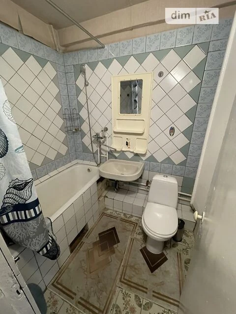 Sale of 1-room apartment 39 sq. m. on Akademika Zabolotnogo St. 12
