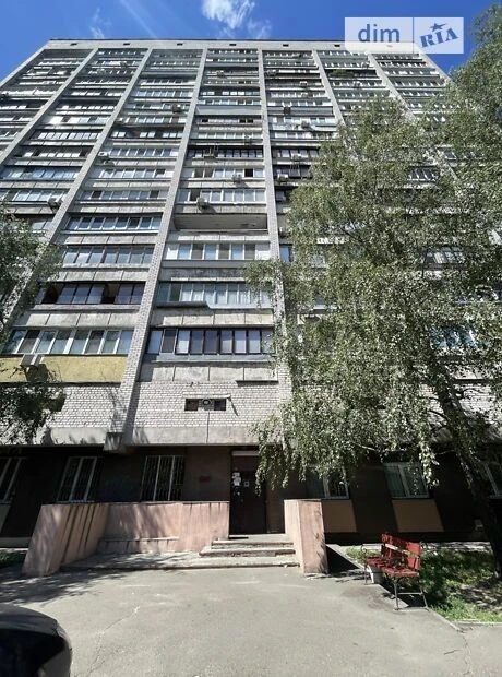 Sale of 1-room apartment 39 sq. m. on Akademika Zabolotnogo St. 12