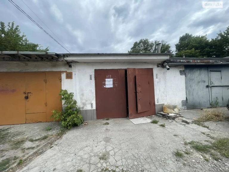 Продаж Місце в гаражному кооперативі Південно-Західний