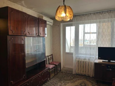 2-room apartment for sale. apartment at the beginning of Slabozhanskogo avenue! maybe-