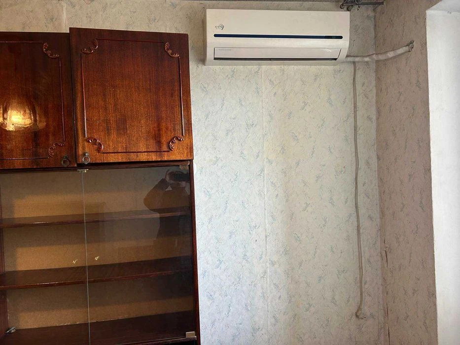 2-room apartment for sale. apartment at the beginning of Slabozhanskogo avenue! maybe-