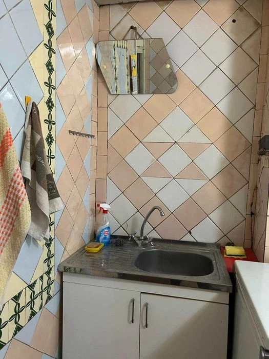 2-room apartment for sale. apartment at the beginning of Slabozhanskogo avenue! maybe-