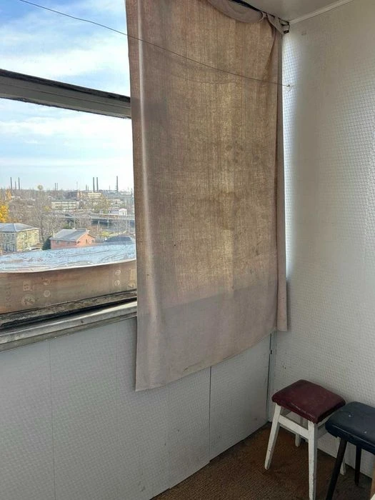 2-room apartment for sale. apartment at the beginning of Slabozhanskogo avenue! maybe-