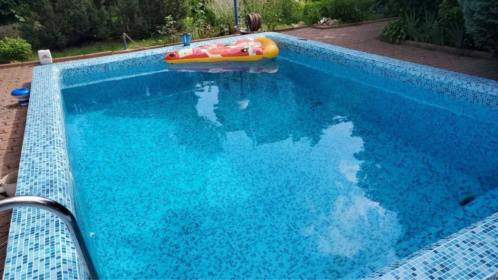 I will sell a brick house in Tsarskoe Selo, 10 acres of land, Park More