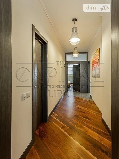 Sale of 4-room apartment 160 sq. m on Andriy Verkhoglyada St. 14 •
