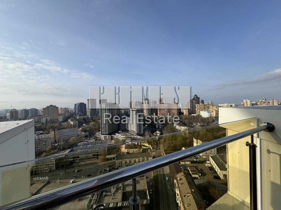 For sale 5k apartment penthouse 262m2 John Paul II 6/1 Bulva