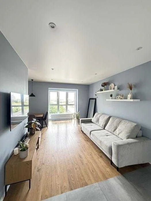 Sale of a 2-room apartment of 77 m², Vyshnyakovskaya Street, 4