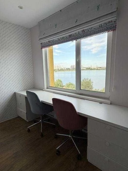 Sale of a 2-room apartment of 77 m², Vyshnyakovskaya Street, 4