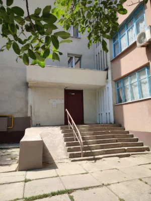 Продам 1 кв-ру на Красном Камне. Прет