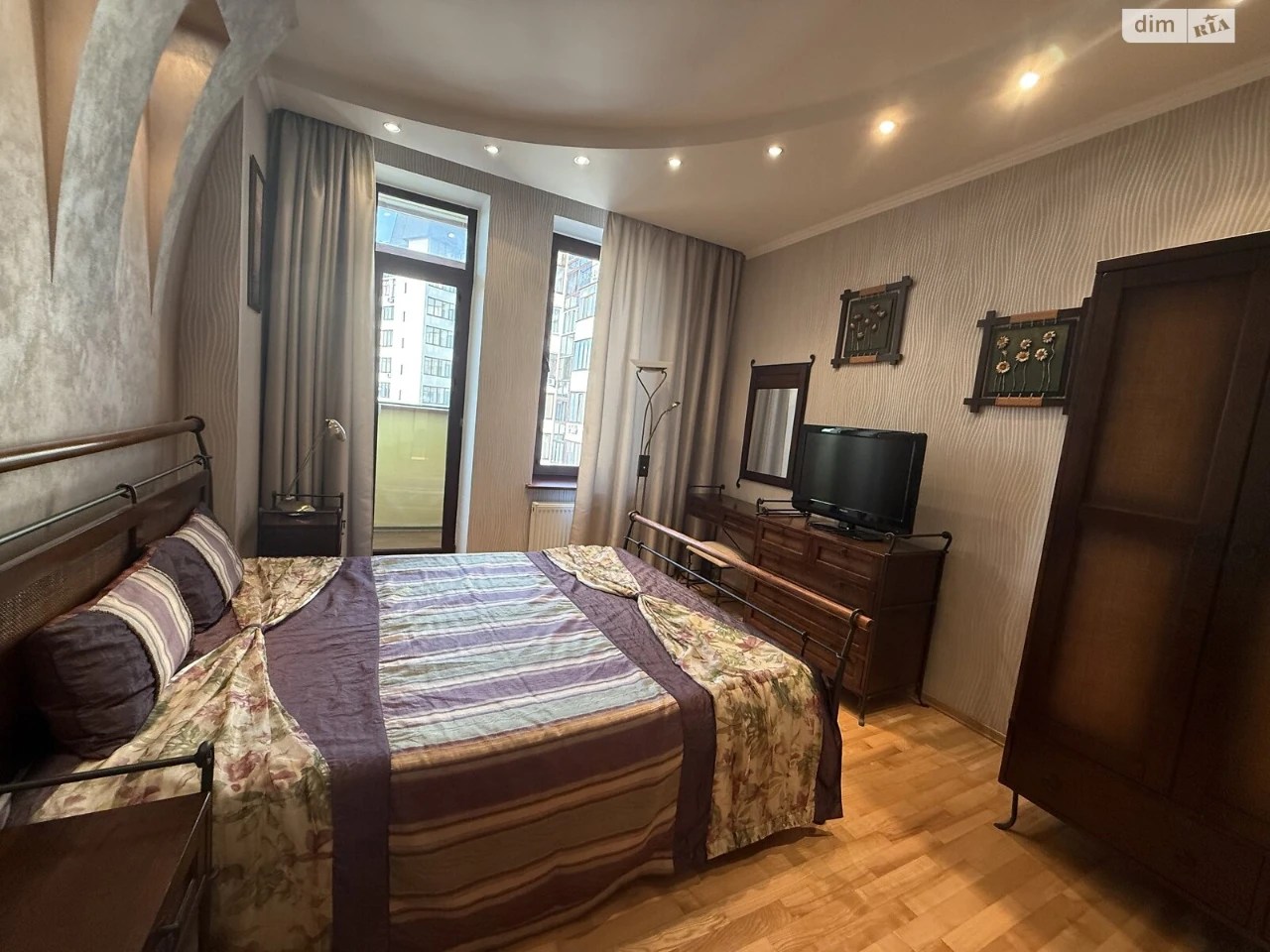 Продаж Квартира Центр