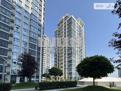 Sale of 4-room apartment 124.5 sq. m. on Andriy Verkhoglyada St. 17V